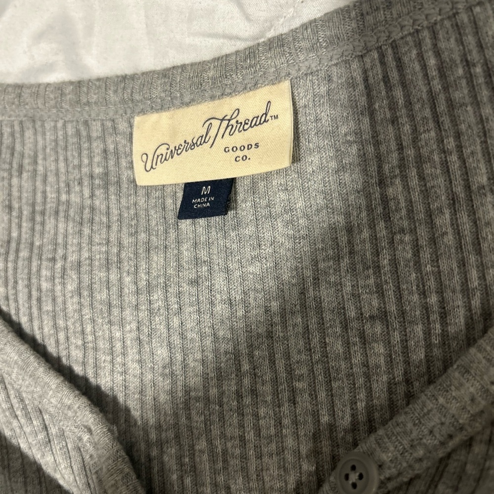 Gray Ribbed Button Up Cropped Long Sleeve - Picture 2 of 2